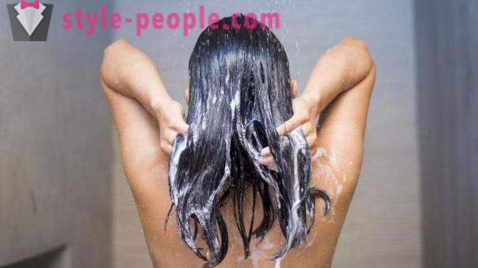 Přezkoumání a recenzí šampon Dove „Objem a obnovení“