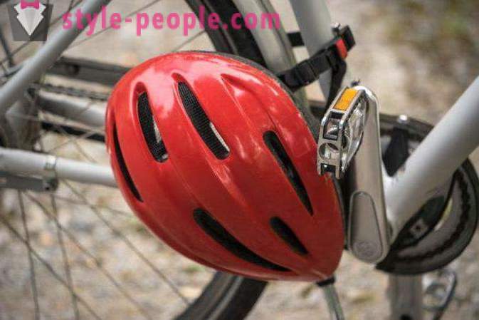 Cyklistická přilba: přehled modelů, zejména výběr výrobců