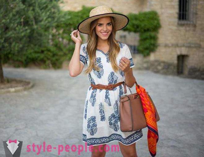 Provence styl oblečení. Nabízí Provence styl. Krásné šaty ve stylu Provence