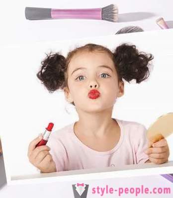 Děti a make-up: rodiče o tom, zda zakázat své dítě používat kosmetiku