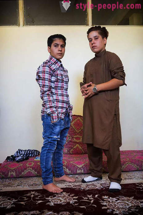 Proč jsou vzneseny jako kluky v Afghánistánu, některé dívky