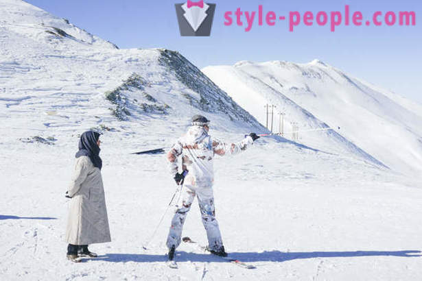 Co se děje v lyžařských středisek v Íránu