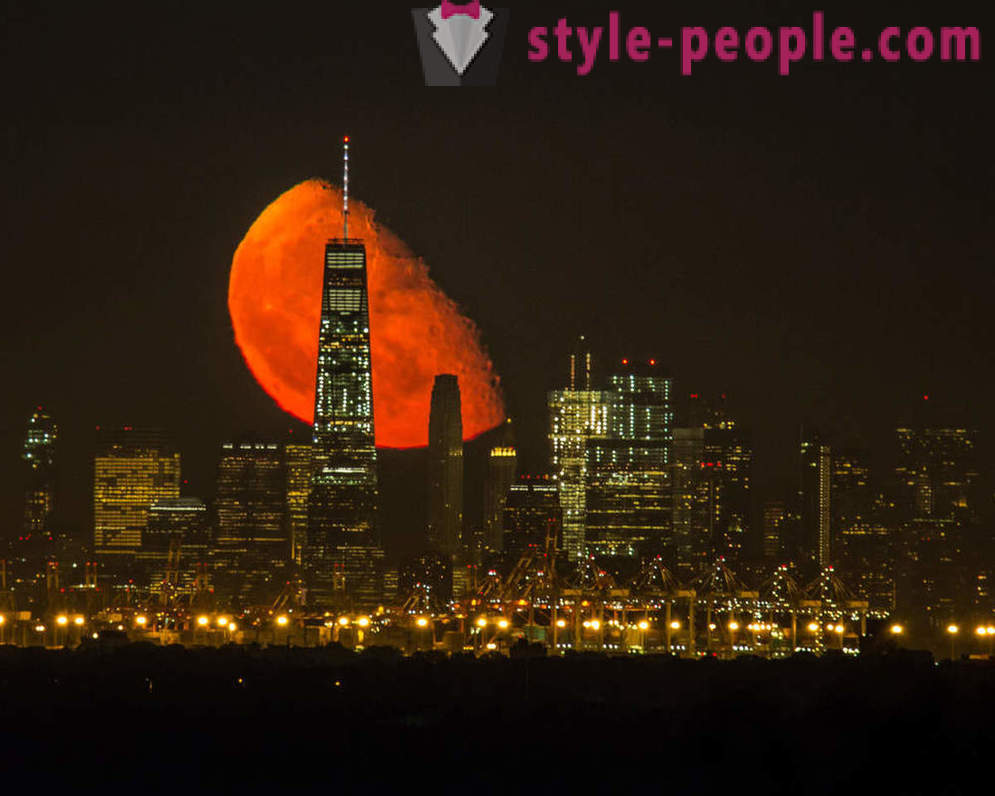 Krvavý měsíc nad Manhattan