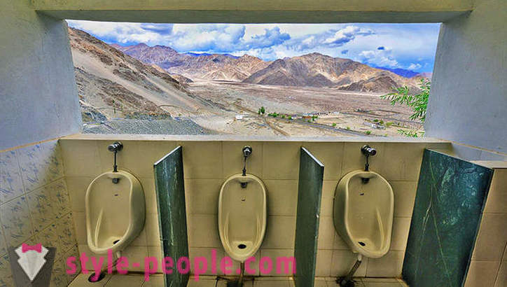 Z nutnosti, ale ne blázen: nejneobvyklejších veřejné toalety