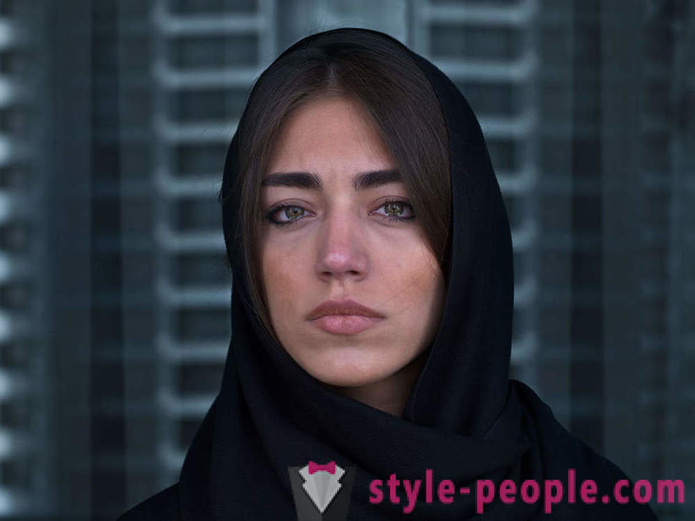 Islám, cigarety a Botox - každodenní život žen v Íránu