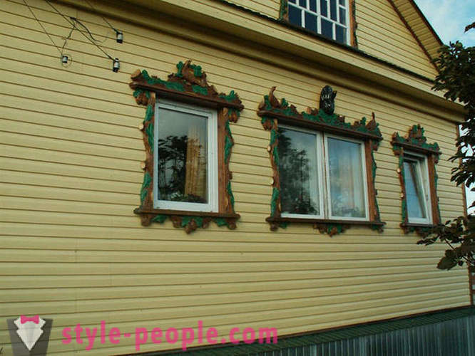 Co talk okenní rámy ruských domů