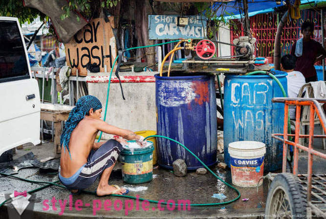 Život v chudinských čtvrtích Manily