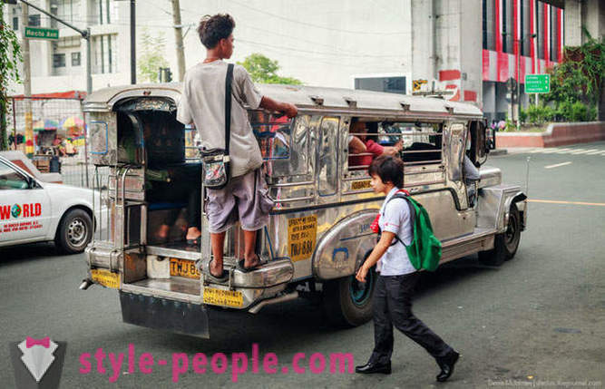 Bright Filipínský jeepney