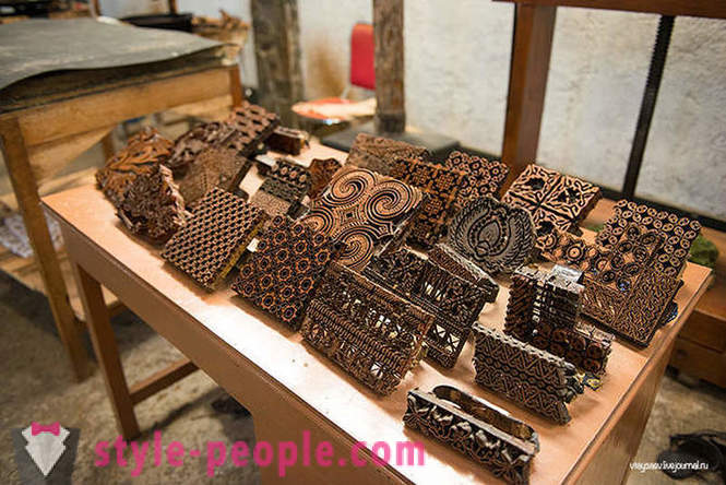 Jak vyrobit batikování v Indonésii