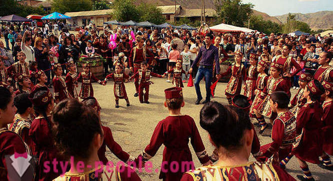 Vzhledem k tomu, arménská Areni Wine Festival se koná