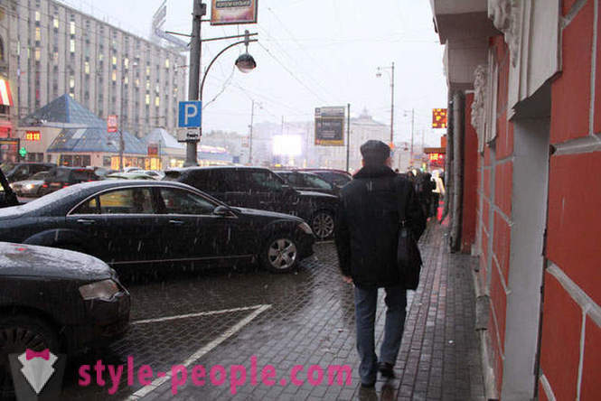 Jak se v 10 směrech dálnice v centru Moskvy