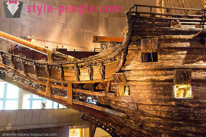 Prohlídka muzea jediná loď ze XVII století