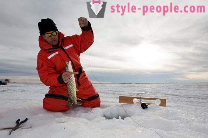 Zimní rybolov na ledě prvního: tipy zkušení