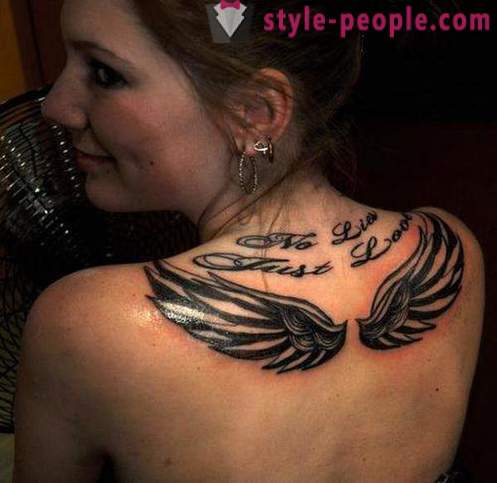 Tetování „křídla“ na zadní straně - trvanlivé Ward