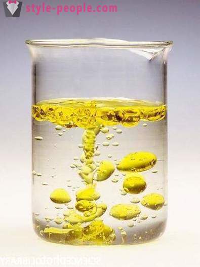 Hydrofilní mycí olej