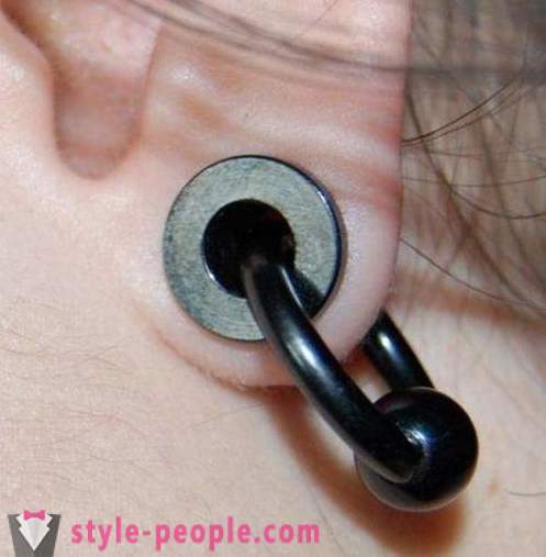 Tunely v uších - pro extrémní piercing